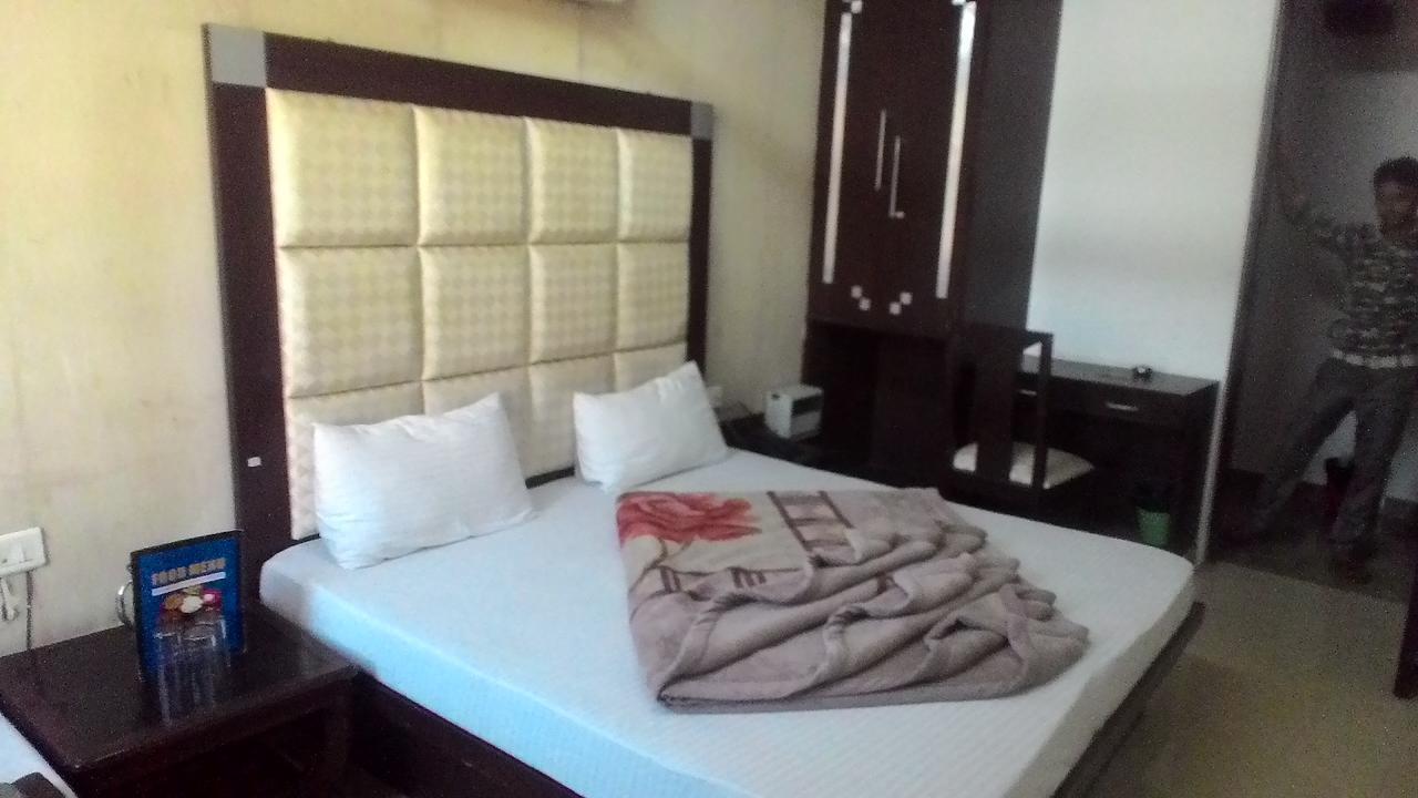 Hotel Vishal New Delhi Ngoại thất bức ảnh
